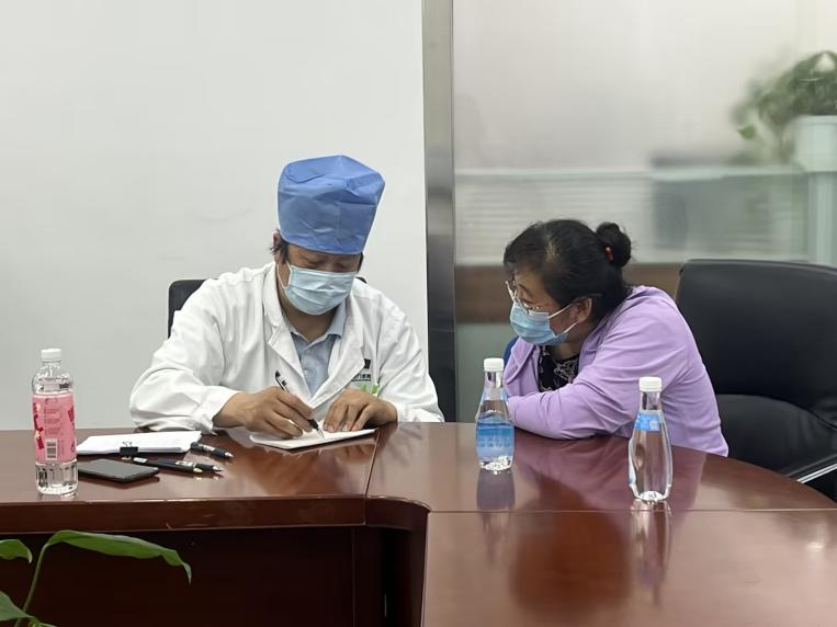 stake�������ع��Ὺչ  &ldquo;�ذ�ְ������ ��ҽ��ҩ����&rdquo;  �����˶�